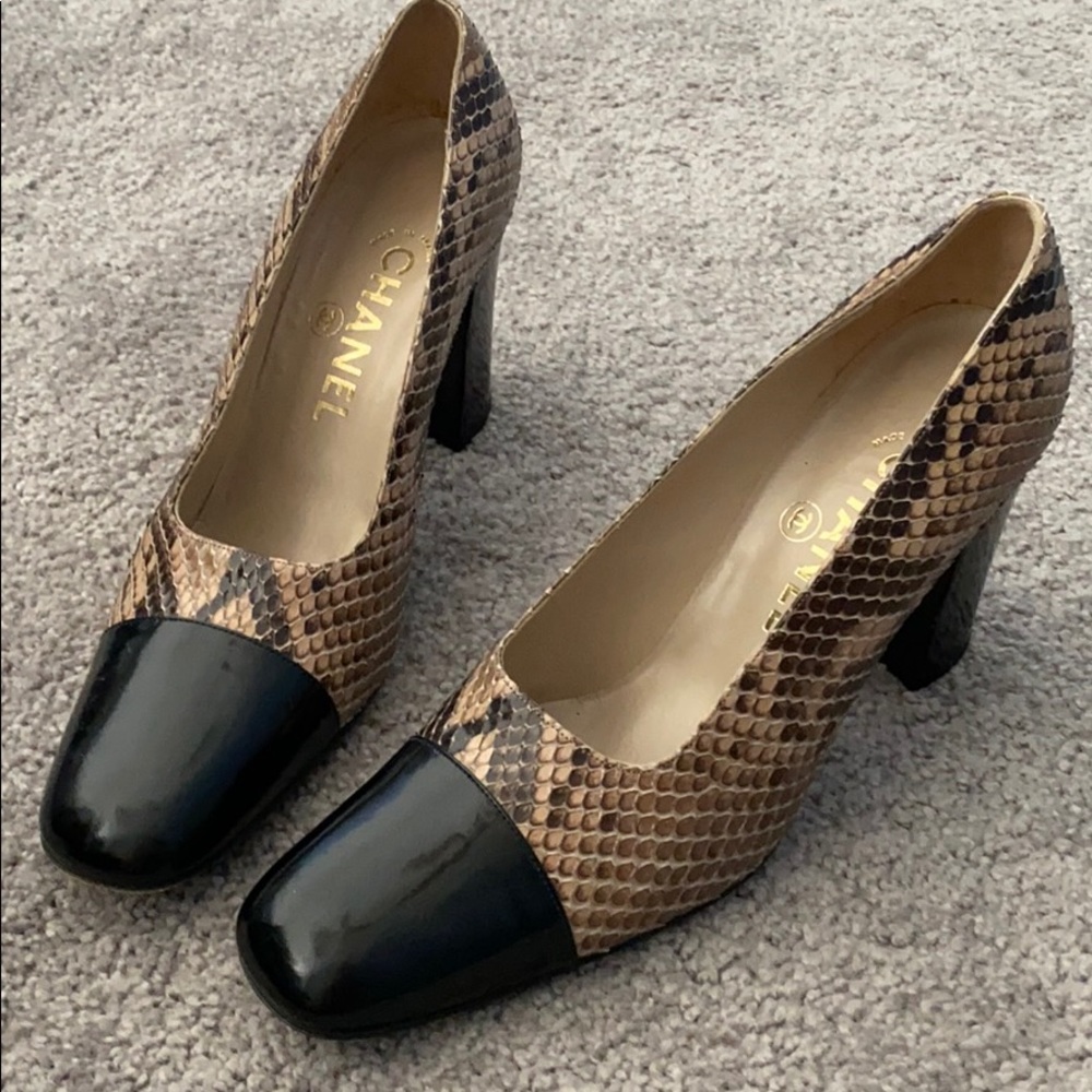 CHANEL Square Toe Pumps 38.5